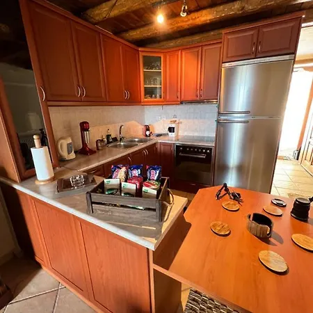 샬레 Chalet Royal Agia Varvara