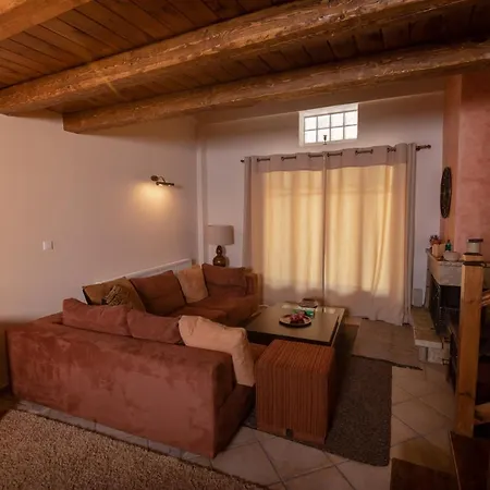 Chalet Royal Agia Varvara *