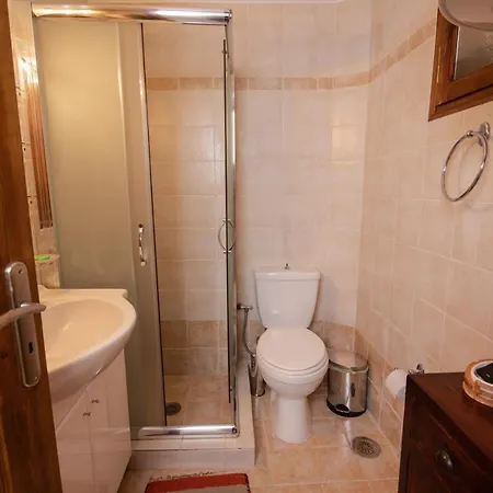 샬레 Chalet Royal Agia Varvara *