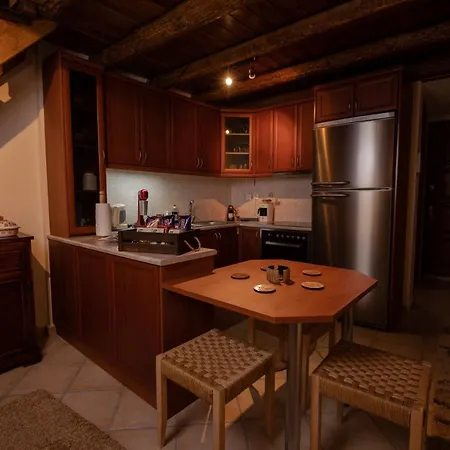 Chalet Royal Agia Varvara 아크라타