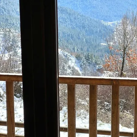 샬레 Chalet Royal Agia Varvara 아크라타