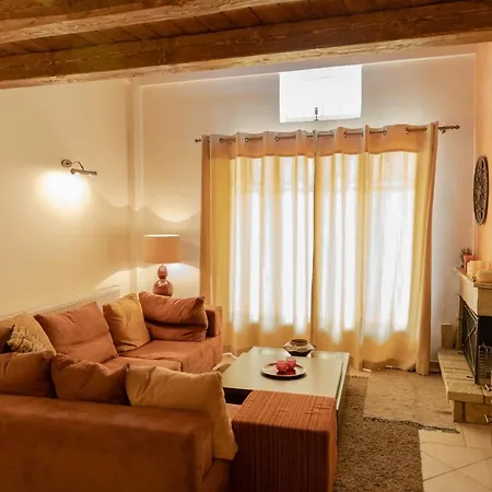 샬레 Chalet Royal Agia Varvara