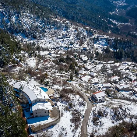 Chalet Royal Agia Varvara 샬레 *
